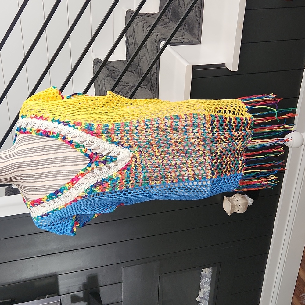 Crochet Fringe Oversized Top - Picture 3 of 8